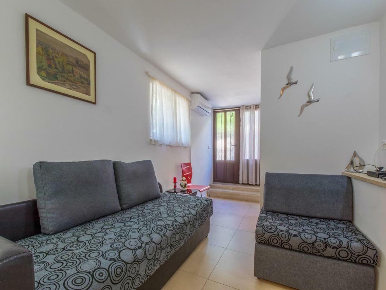 Apartments Hinic Selce Exterior foto